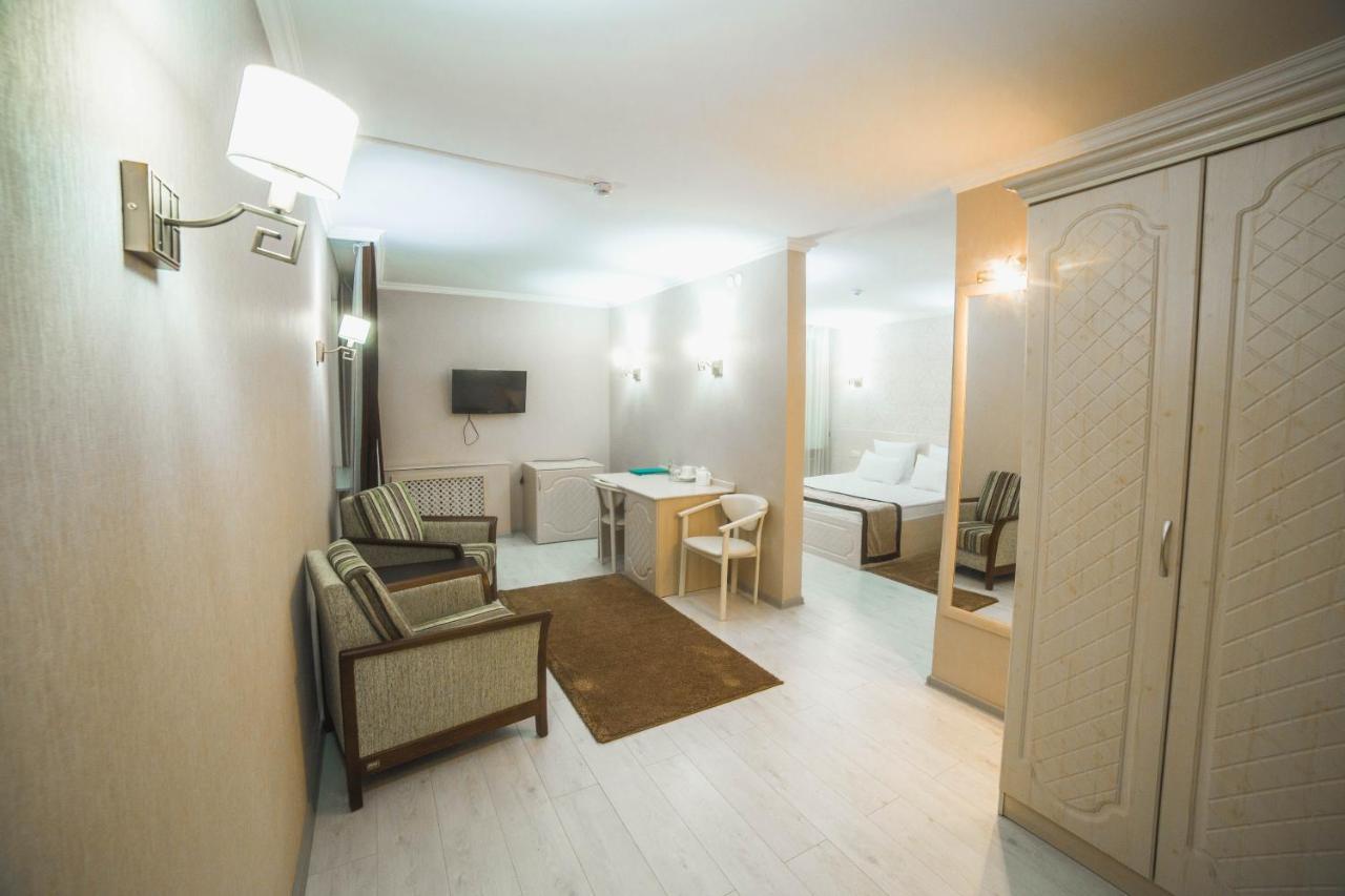 Hotel Tourist Astana Exterior photo